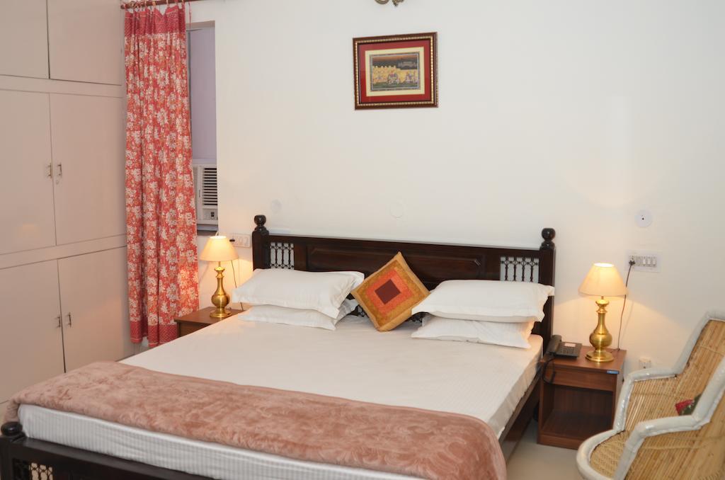 Rampura Kothi Bed & Breakfast Джайпур Стая снимка